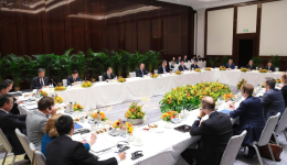 Chinese premier calls for upholding economic globalization, China-Germany win-win cooperation