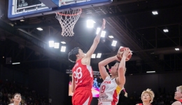 2023女篮亚洲杯：中国女篮时隔12年再夺冠