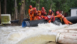 Xi leads way in combating Beijing, Hebei floods