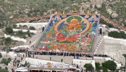 Ancient ritual rolled out as festival begins