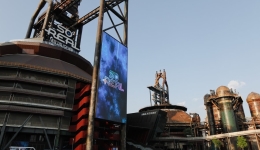 China revs up service trade in its opening-up endeavors