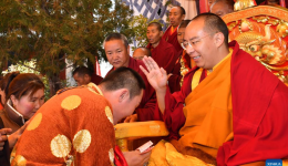 Panchen Rinpoche carries out head-touching ritual to bless religious believers