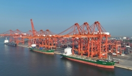 China promotes integrated development of domestic, foreign trade