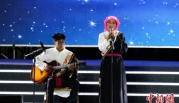 草原母子从青海高原唱到乌兰巴托