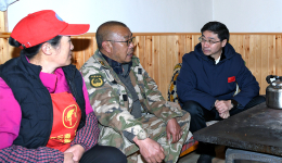 罗朝峰以“四不两直”方式到虎跳峡镇调研巩固拓展脱贫攻坚成果同乡村振兴有效衔接迎检准备工作