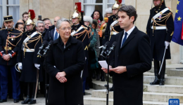 法国总统任命阿塔尔为新总理