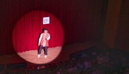 Tibetan stand-up comedian wins stage on 