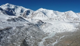Tibetan herders become glacier guardians on 