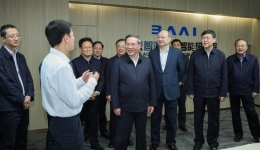 Chinese premier stresses deep integration of sci-tech, industrial innovation