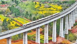 四川首条跨市域轨道交通线路全线测试首跑