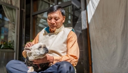 Education paves way for former serf in Xizang