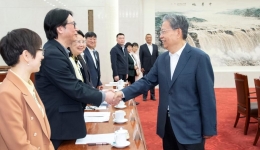 Top legislator urges NPC deputies to contribute to Chinese modernization