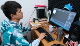 西藏首位盲人程序员的“斜杠人生”