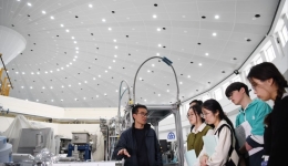 青年的朋友习近平