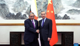 China's top diplomat holds talks with Brunei's second minister of foreign affairs