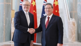 Chinese premier stresses maintaining hard-won positive momentum for stable development of China-Australia ties