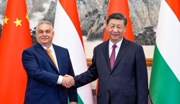 Xi meets Hungarian prime minister, exchanging views on ties, Ukraine crisis