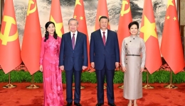 Xi, Lam hold talks, guiding development of China-Vietnam community with shared future
