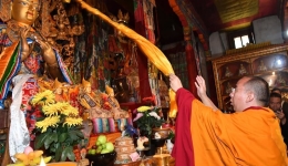 Panchen Rinpoche concludes visit to Xizang's Nyingchi City