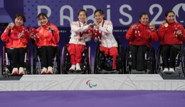 Paralympics | A glistening gold medal made of sweat, tears and unbreakable will