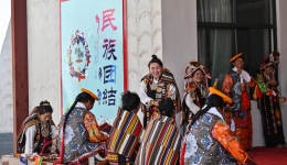 铸牢共同体 中华一家亲｜雪域高原焕新貌：“石榴籽家园”飘荡幸福歌声