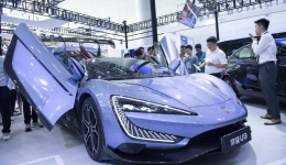 China's accessible high-level manufacturing a new magnet for global investors