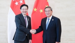 China ready to join Singapore for modernization -- Chinese premier