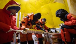 Scientists smash record for longest ice core in world's mid- to low-latitudes regions