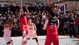 西藏首届乡村篮球联赛2024“千年盐田”“康BA”拉开战幕