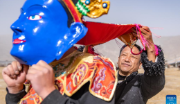 InXizang | Tibetan mask maker keeps traditional folk art alive