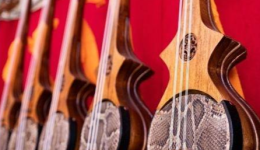 西藏山南物交会上的藏式特色好物