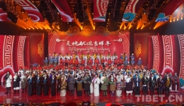 同心同向 共筑家园——安多卫视2025藏历木蛇新年 文艺晚会《灵蛇献瑞吉祥年》录制完成