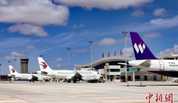 青海格尔木机场年旅客吞吐量达32.7万人次 创历史新高