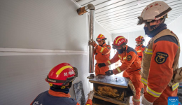 Rapid rescue efforts save lives after Xizang quake