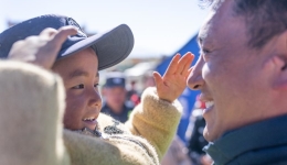 Life gradually restored on Xizang's post-quake resettlement sites