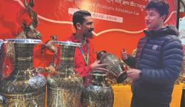 Lhasa import fair attracts more foreign merchants