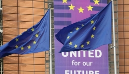 Economic Watch: U.S.-EU trade tensions deepen as tariffs take a toll