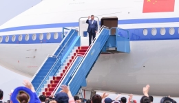 Xinhua Headlines: Xi's visit to strengthen China-Vietnam bond, regional growth