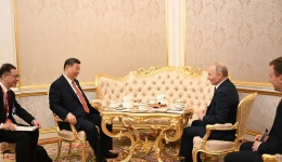 Xi calls on China, Russia to maintain strategic resolve, coordination