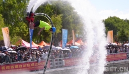 The World’s Highest-Altitude Dragon Boat Race Was Held on the Lhasa River