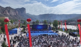 2025ལོའི་ཀྲུང་གོའི་མཚོ་སྔོན་རྒྱལ་སྤྱིའི་རྨ་ཆུར་རྐྱལ་བའི་རྩེར་སོན་འགྲན་སྡུར་སྐབས་བཅུ་དགུ་པའི་རྨ་ཆེན་ས་ཚིགས་ཀྱི་མགོ་རྩོམ་མཛད་སྒོ་སྤེལ་བ།