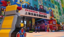 Booming theme parks highlight China's tourism, consumption potential