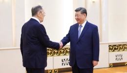 Xi meets Russian FM in Beijing