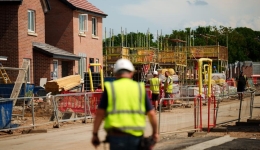 Britain's job market sliding under rising labor cost, U.S. tariff threat