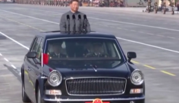 阅兵式完整视频丨习近平乘车检阅地面方队 受阅方队发出豪迈誓言