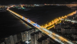 China's Xizang sees swift rise in NEV charging volume in Jan-Aug