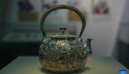 Intangible cultural heritage of silver and copper making and gilding thrives in Xining, China's Qinghai
