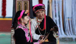“云端藏寨”捧回“世界最佳” 古碉下开启新生活