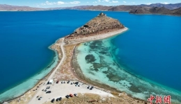 （走进中国乡村）西藏羊湖日托寺“爆火”撬动当地旅游经济