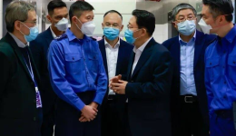 周霁、农融，前往医院探望慰问参与火灾救援受伤的消防员